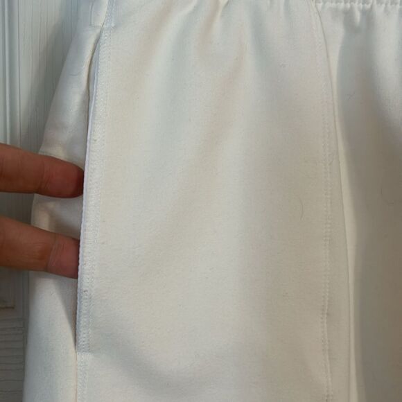 BALEAF Size 2XL Ivory Pull On Stretch Athleisure Loungewear Workout Shorts Soft - Picture 3 of 7